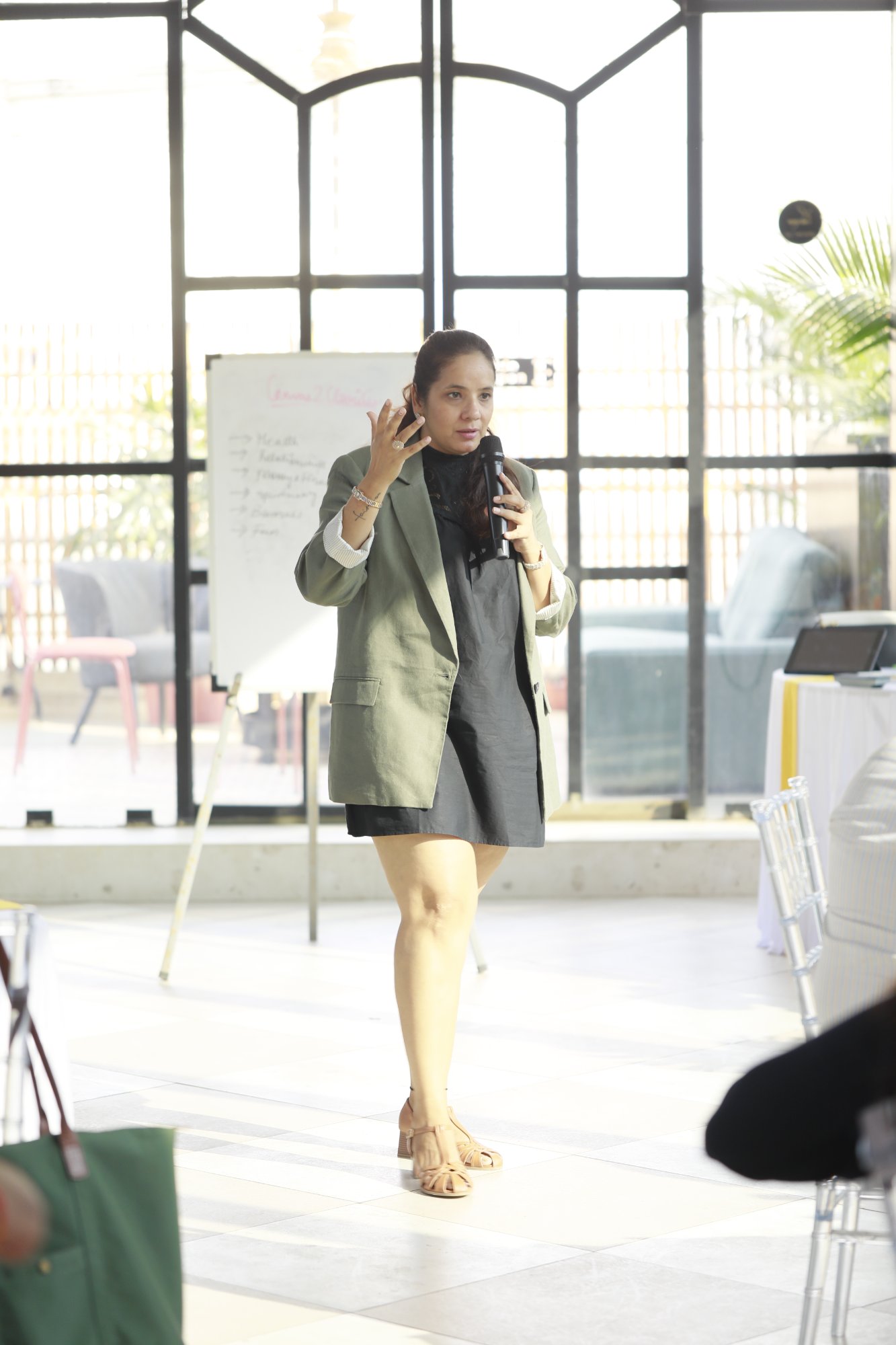 Aashi facilitating sessions